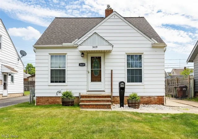 Homes for sale in Parma, OH | 3419 Maplecrest Ave, Parma, OH 44134 | MLS# 5217794