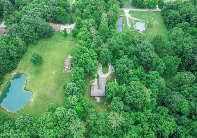 Homes for sale in Vermilion, OH | 2354 Sunnyside Rd, Vermilion, OH 44089 | MLS# 5217999