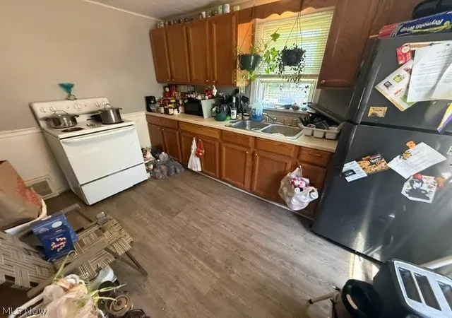 Photo 3 of Single family home for sale at 2622 Harmont Ave Ne, Canton, OH 44705 | MLS# 5218173 | Listing updated on 2026-07-21