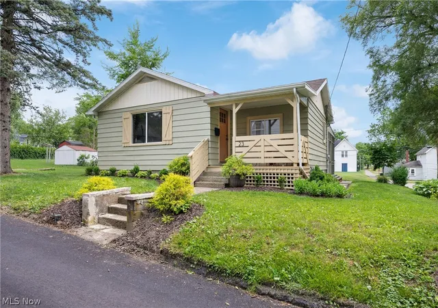 Homes for sale in Massillon, OH | 23 Curley Ct Se, Massillon, OH 44646 | MLS# 5218133