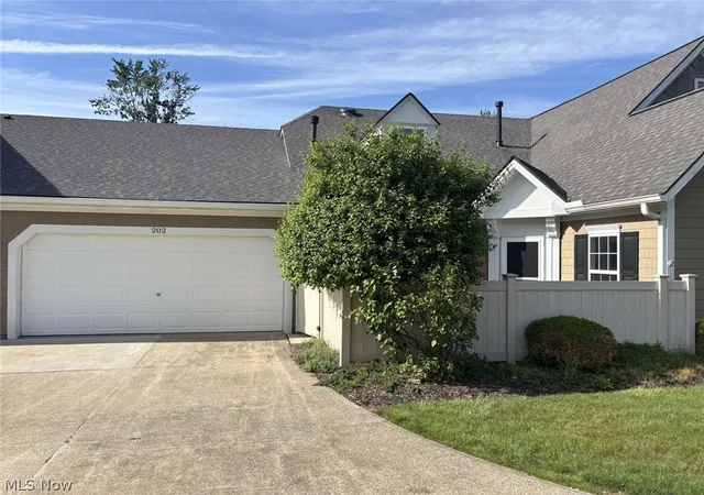 1st image of 202 Cutler Ln, Hudson, OH 44236 | MLS# 5218077
