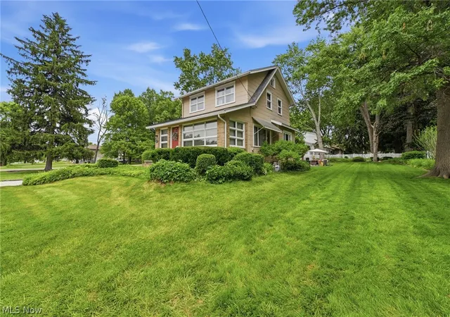 Homes for sale in North Canton, OH | 8562 Essex Ave Nw, North Canton, OH 44720 | MLS# 5218037