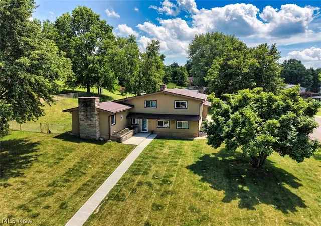 1st image of 1601 Marion Dr, Coshocton, OH 43812 | MLS# 5216933