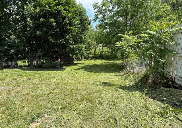 Homes for sale in Youngstown, OH | 3443 Sheridan Rd, Youngstown, OH 44502 | MLS# 5216188