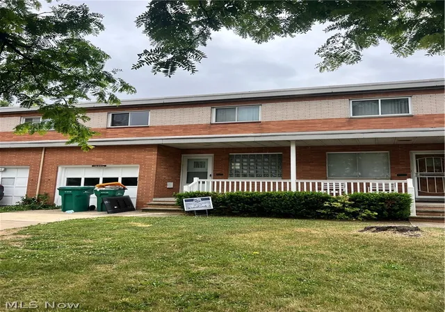Photo 3 of Single family home for sale at 16350 Rockside Rd, Maple Heights, OH 44137 | MLS# 5215850 | Listing updated on 2026-07-14
