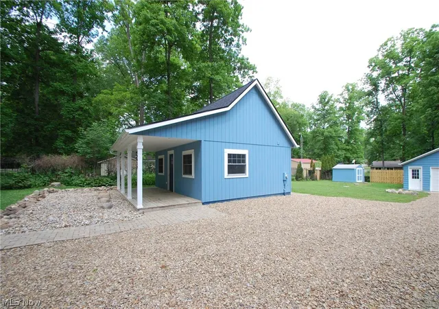 Photo 4 of Single family home for sale at 10029 Cummins Dr, Deerfield, OH 44411 | MLS# 5218061 | Listing updated on 2026-07-24