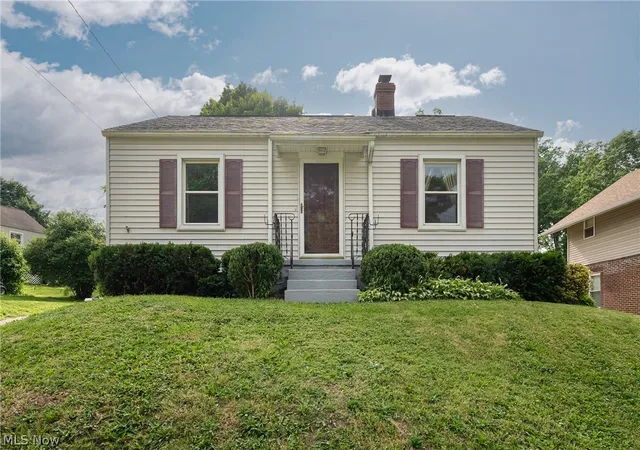 1st image of 598 Morningview Ave, Akron, OH 44305 | MLS# 5217112