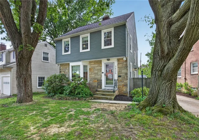 Homes for sale in Cleveland Heights, OH | 3525 Edison Rd, Cleveland Heights, OH 44121 | MLS# 5217921