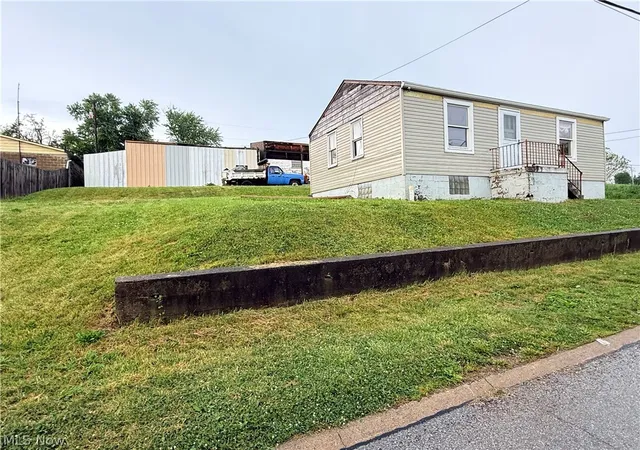 2nd image of 403 Summit Ave, Mingo Junction, OH 43938 | MLS# 5217466