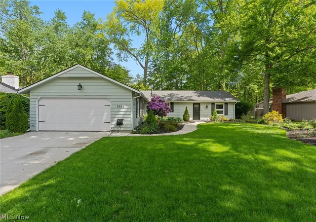 Homes for sale in North Ridgeville, OH | 5923 Mills Creek Ln, North Ridgeville, OH 44039 | MLS# 5218116