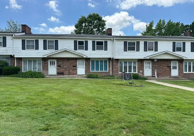 Homes for sale in Parma, OH | 6488 State Rd #B-6, Parma, OH 44134 | MLS# 5217569