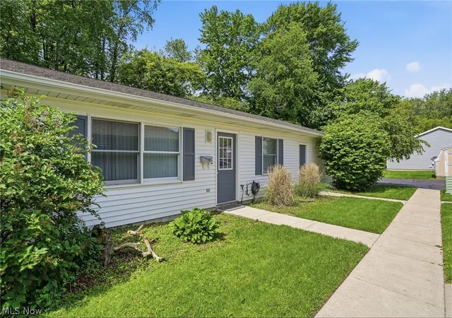 Homes for sale in Huron, OH | 124 Tiffin Ave #A/B, Huron, OH 44839 | MLS# 5218344