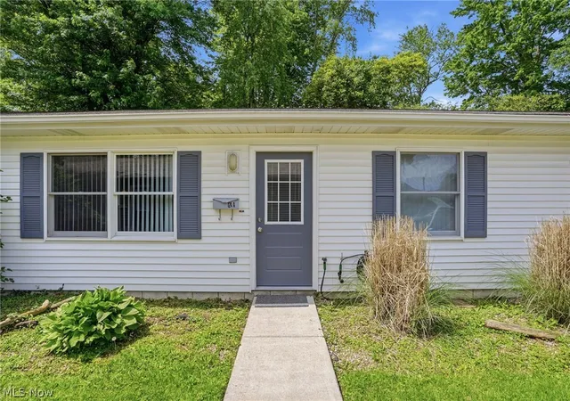 Homes for sale in Huron, OH | 124 Tiffin Ave #A/B, Huron, OH 44839 | MLS# 5218344