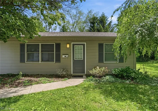 Homes for sale in Huron, OH | 126 Mckinley St, Huron, OH 44839