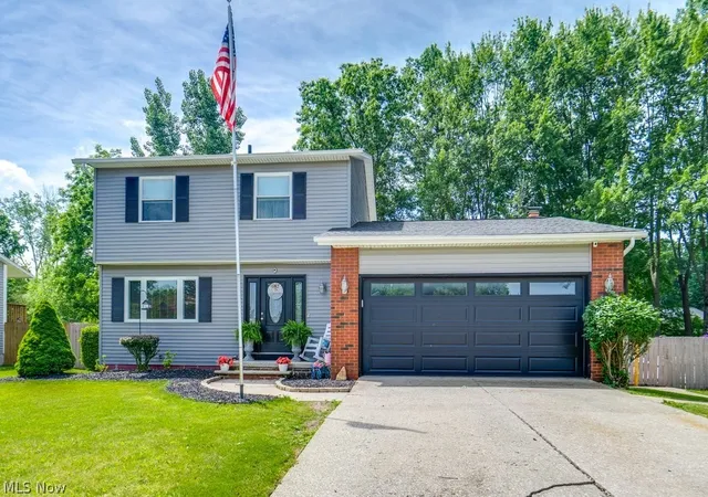 Homes for sale in Brunswick, OH | 3896 Buckingham Dr, Brunswick, OH 44212 | MLS# 5217827
