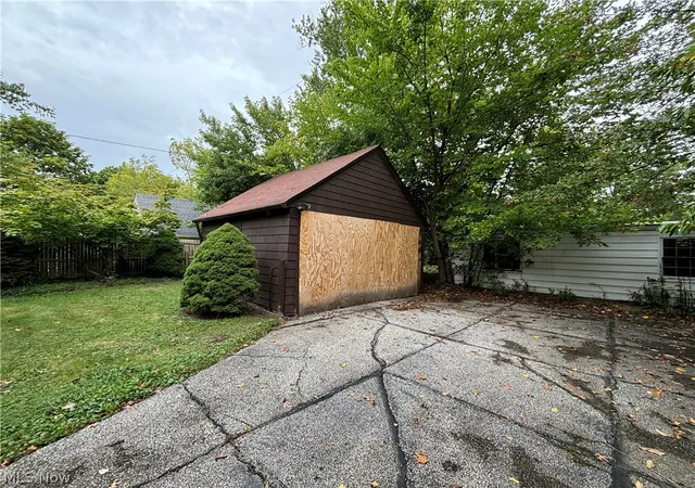 Homes for sale in Shaker Heights, OH | 3113 Ludlow Rd, Shaker Heights, OH 44120 | MLS# 5218218