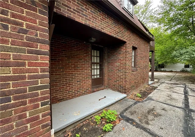 Homes for sale in Shaker Heights, OH | 3113 Ludlow Rd, Shaker Heights, OH 44120 | MLS# 5218218