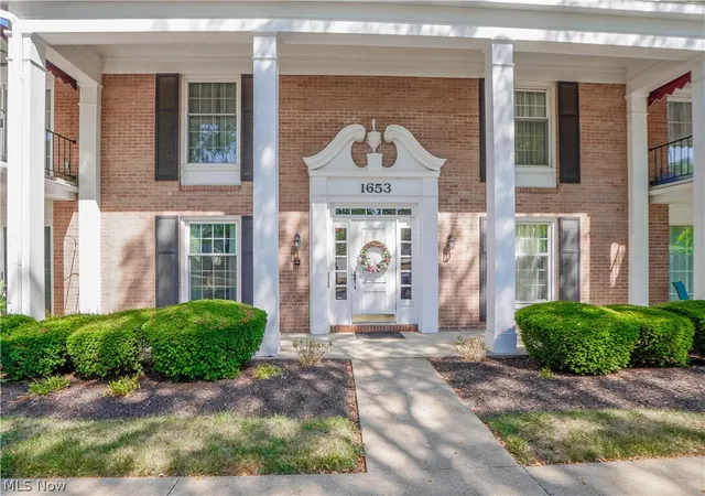 Homes for sale in North Canton, OH | 1653 Greenway Rd Se #202, North Canton, OH 44709 | MLS# 5218397