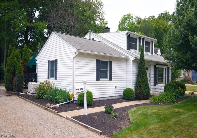 Photo 1 of Single family home for sale at 181 Sunset Rd, Avon Lake, OH 44012 | MLS# 5218319 | Listing updated on 2026-07-28