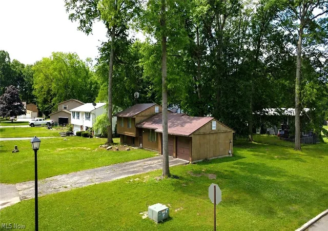 2nd image of 117 Dennis Dr, Cortland, OH 44410 | MLS# 5217447