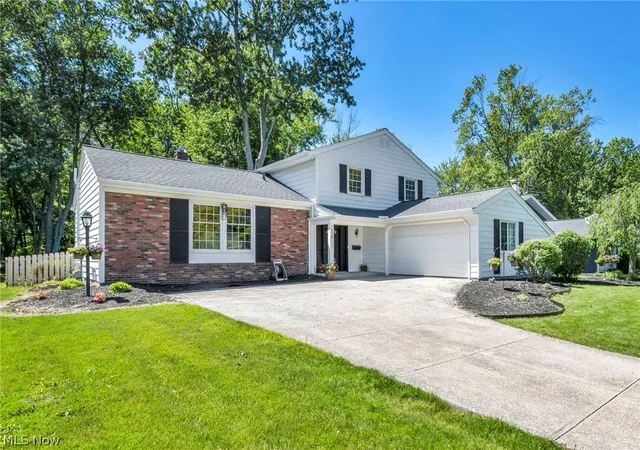 Photo 3 of Sale Pending at 6424 Brighton Dr, North Olmsted, OH 44070 | MLS# 5218467 | Listing updated on 2026-06-23
