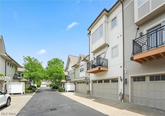 42nd image of 128 Vine St #16A, Westlake, OH 44145 | MLS# 5217660
