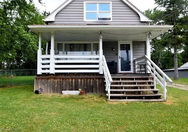 2nd image of 1031 E Wallings Rd, Broadview Heights, OH 44147 | MLS# 5217769