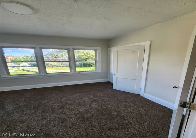 Listing Photo 5 - Condo for sale in building located at 974 Eddy Rd, Cleveland, OH 44108