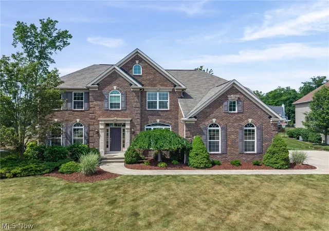 Homes for sale in North Royalton, OH | 3958 Marcella Dr, North Royalton, OH 44133 | MLS# 5215959