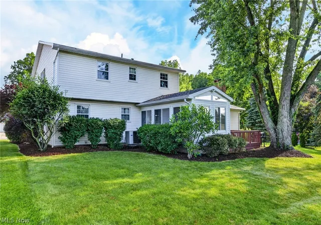 Homes for sale in Salem, OH | 2379 Tanglewood Dr, Salem, OH 44460 | MLS# 5217490