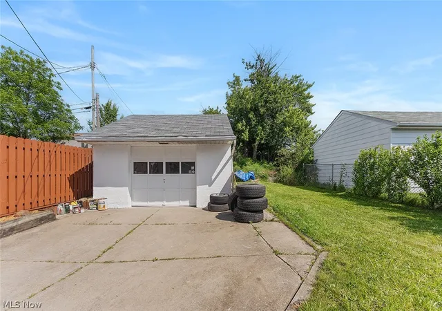 Homes for sale in Garfield Heights, OH | 11301 Mountview Ave, Garfield Heights, OH 44125 | MLS# 5216668