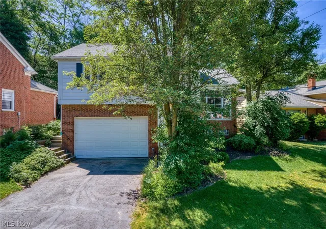 Photo 2 of Single family home for sale at 3820 Meadowbrook Blvd, University Heights, OH 44118 | MLS# 5218534 | Listing updated on 2026-07-28