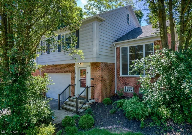 Photo 3 of Single family home for sale at 3820 Meadowbrook Blvd, University Heights, OH 44118 | MLS# 5218534 | Listing updated on 2026-07-28