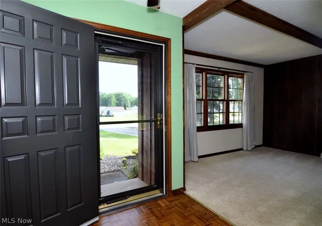 2nd image of 1585 Hemlock Dr, Ashtabula, OH 44004 | MLS# 5218543