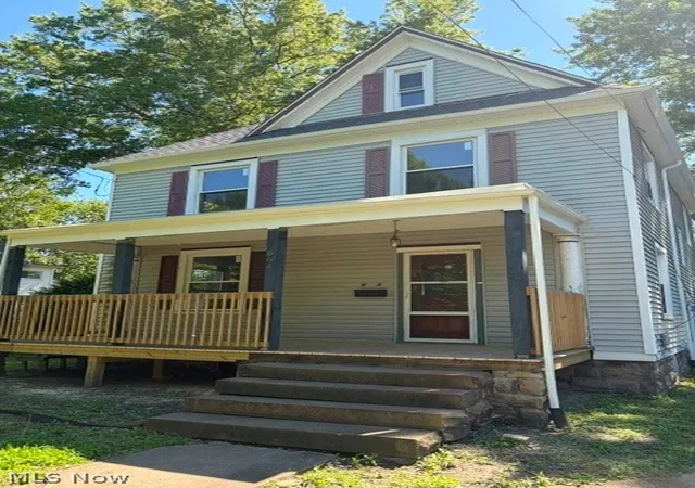 Photo 1 of Single family home for sale at 664 N Ellsworth Ave, Salem, OH 44460 | MLS# 5218581 | Listing updated on 2026-08-25