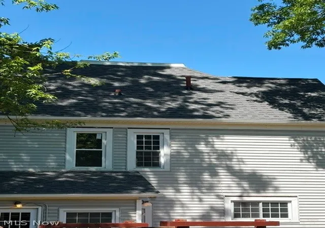 Photo 2 of Single family home for sale at 664 N Ellsworth Ave, Salem, OH 44460 | MLS# 5218581 | Listing updated on 2026-08-25