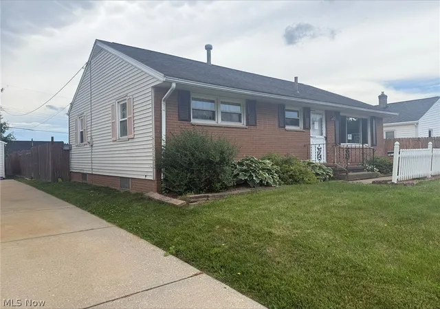 Homes for sale in Canton, OH | 1606 36th St Ne, Canton, OH 44714 | MLS# 5218586