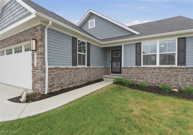 Homes for sale in Akron, OH | 3111 Starlight Cir, Akron, OH 44312 | MLS# 5217802