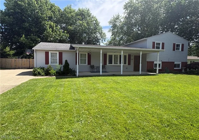 Homes for sale in Amherst, OH | 110 Habant Dr, Amherst, OH 44001 | MLS# 5218152