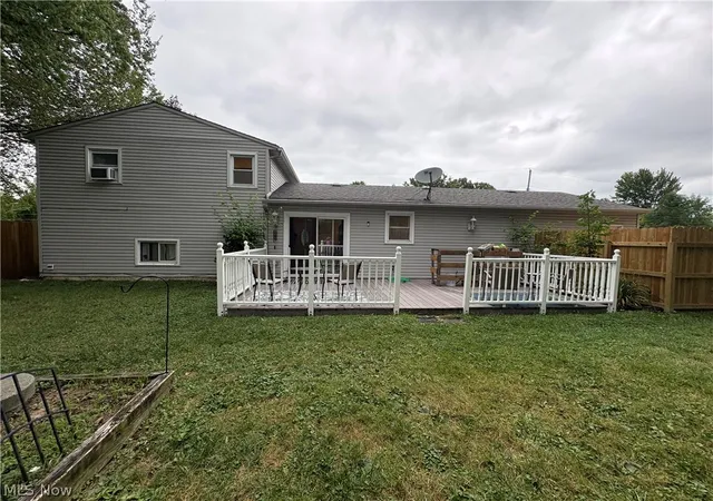 Homes for sale in Amherst, OH | 110 Habant Dr, Amherst, OH 44001 | MLS# 5218152