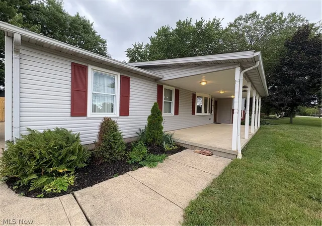 Homes for sale in Amherst, OH | 110 Habant Dr, Amherst, OH 44001 | MLS# 5218152