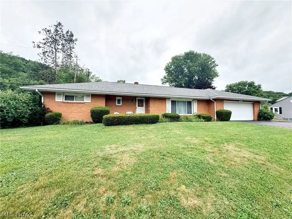 Photo 1 of Single family home for sale at 6291 Veterans Blvd, Chester, WV 26034 | MLS# 5217740 | Listing updated on 2026-10-10