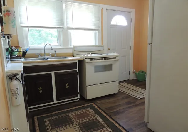 4th image of 2242 Coffeen St, Kent, OH 44240 | MLS# 5217375