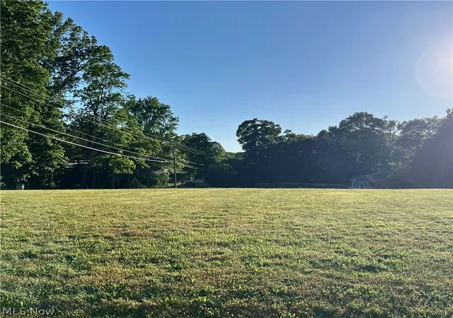 3rd image of Ritzmanor Dr, Uniontown, OH 44685 | MLS# 5218327