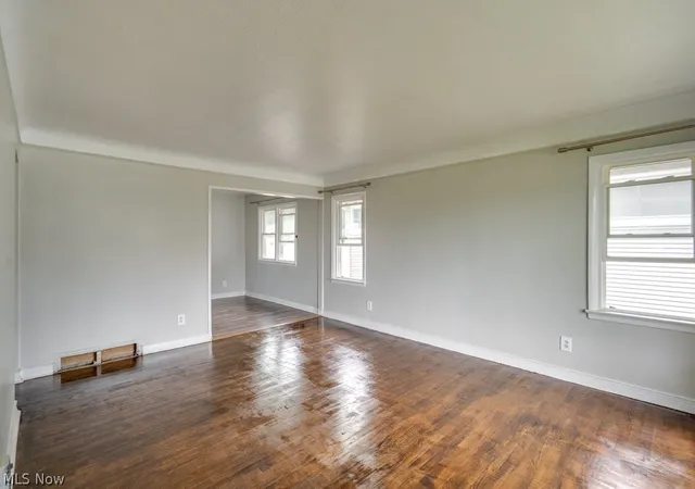 Photo 3 of Single family home for sale at 5833 Stumph Rd, Cleveland, OH 44130 | MLS# 5218458 | Listing updated on 2026-07-22