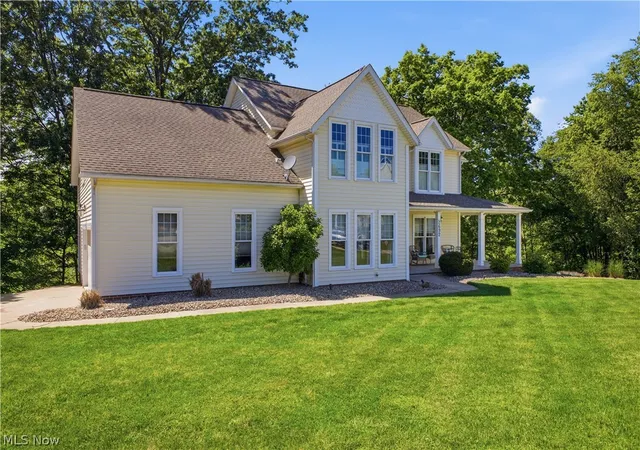 Photo 2 of Single family home for sale at 2692 Pitcher Plant Ct, Green, OH 44685 | MLS# 5215046 | Listing updated on 2026-07-14