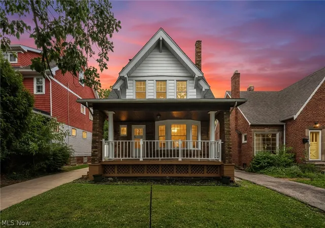 Homes for sale in Cleveland Heights, OH | 3270 Yorkshire Rd, Cleveland Heights, OH 44118 | MLS# 5217671