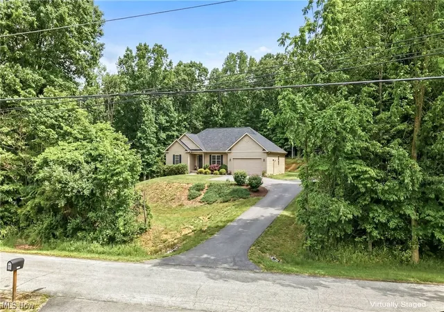 1st image of Tomahawk Dr, Negley, OH 44441 | MLS# 5218700