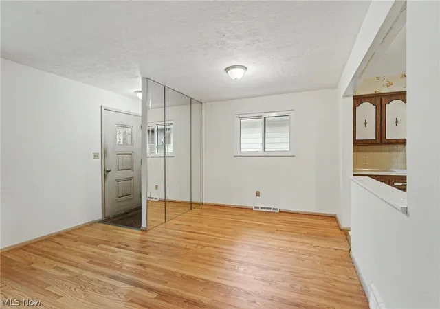 Photo 2 of Single family home for sale at 5576 Andover Blvd, Cleveland, OH 44125 | MLS# 5218713 | Listing updated on 2026-09-25