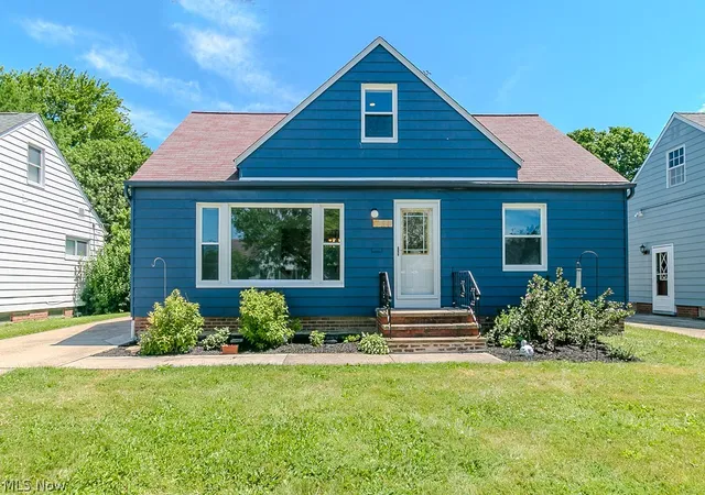 Homes for sale in Willowick, OH | 721 Pendley Rd, Willowick, OH 44095 | MLS# 5218141